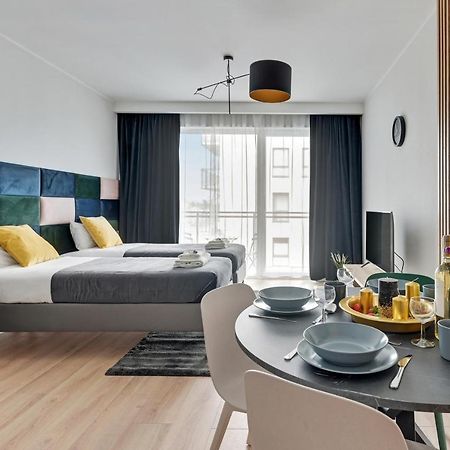 Apartament Walowa Stara Stocznia กดัญสก์ ภายนอก รูปภาพ
